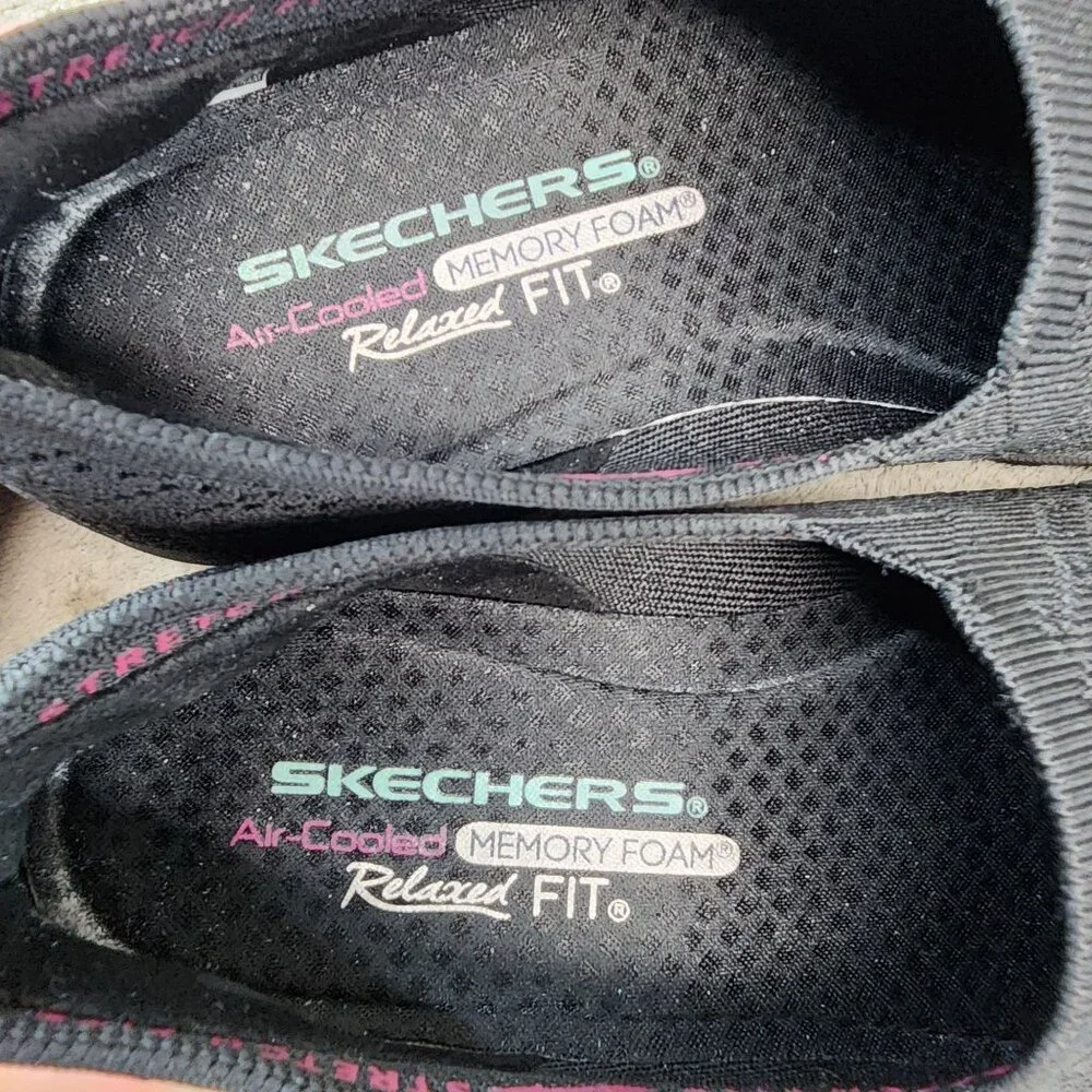 Skechers Shoes Womens Size 6.5 Slip On Sneakers *GUC*